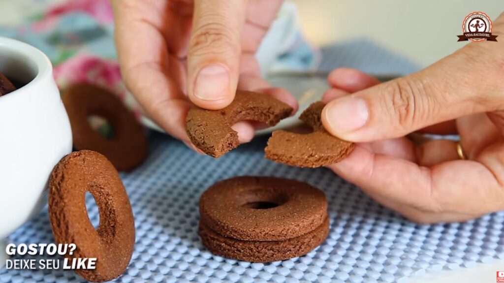 Bolachinhas Saudáveis de Cacau e Aveia