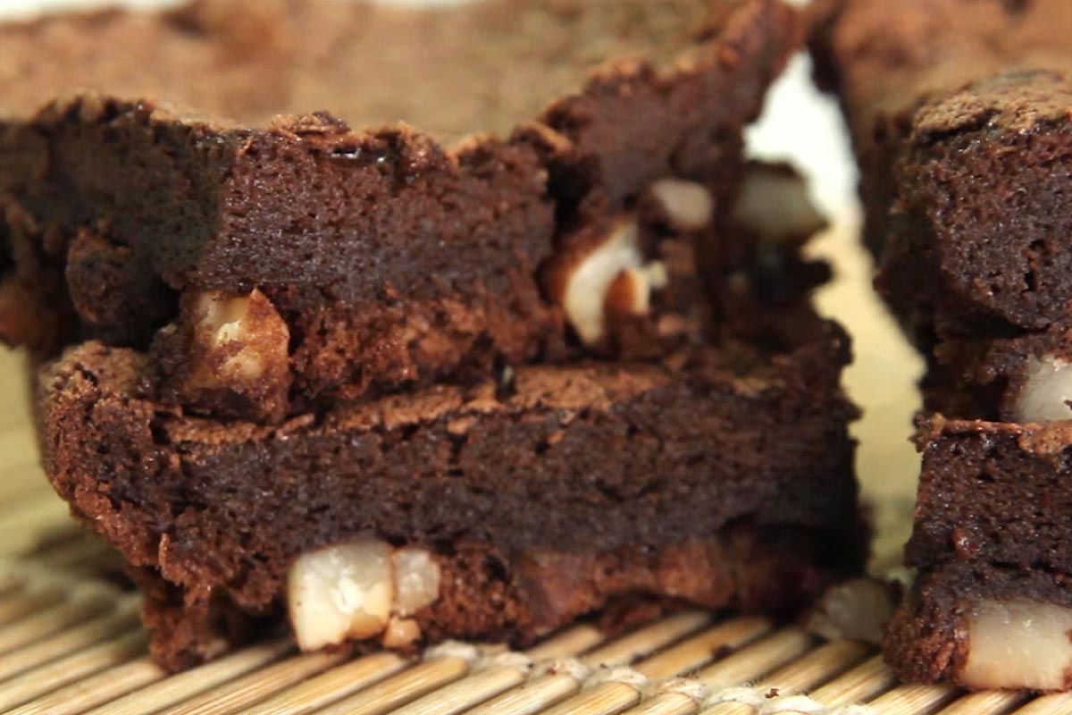 Brownie Fit Sem Trigo - 3 Ingredientes: Brownie Sem Trigo e Sem Açúcar em Minutos