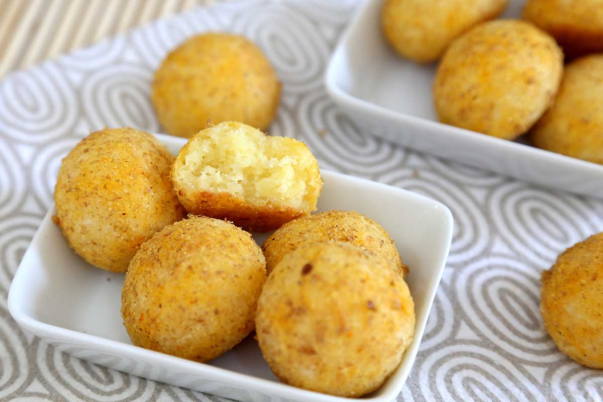 Bolinha de Queijo