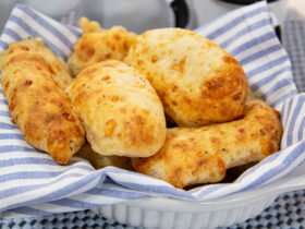 pão de queijo